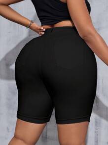 SHEIN Tall CURVE Plus Size Women's Stretch Skinny Denim Shorts Valentine's Day - Black - View 2
