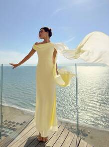 Aloruh 女士优雅纯色不对称领连衣裙 - 淡黃色 - 查看 2