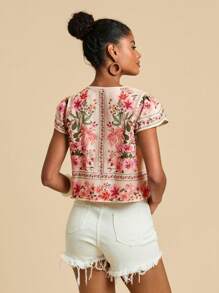 Travachic Camisa con nudo delantero y estampado floral, informal para vacaciones, atuendos de vacaciones para mujer, atuendos de vacaciones, atuendos de playa, atuendos de verano para mujer, blusas de verano, verano