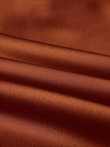 SOLERSUN 女士时尚纯色优雅立领时尚精致蝙蝠袖缎面不对称下摆衬衫和直腿优雅长裤套装 - 棕色 - 查看 8