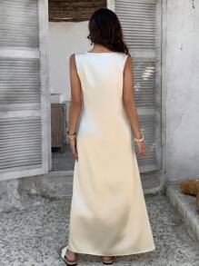 DAZY 奢华V领水钻装饰休闲连衣裙，宽松显瘦独特设计，高端女士风格连衣裙 - 香檳色 - 查看 2