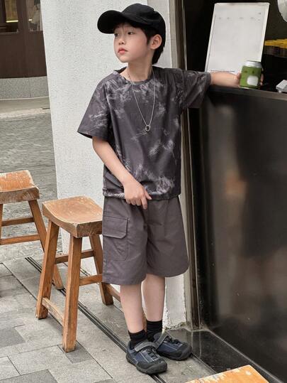 Dazy Kids 2 件套青少年男童圆领全印花短袖 T 恤 + 短裤套装，春夏季，返校服装