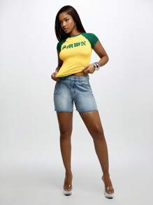 SUMWON WOMEN Áo thun thể thao trẻ em Retro Sport Crop Top bó sát tay Raglan cổ điển mùa hè mùa xuân trang phục thường ngày phong cách sống - Màu vàng - Xem 3