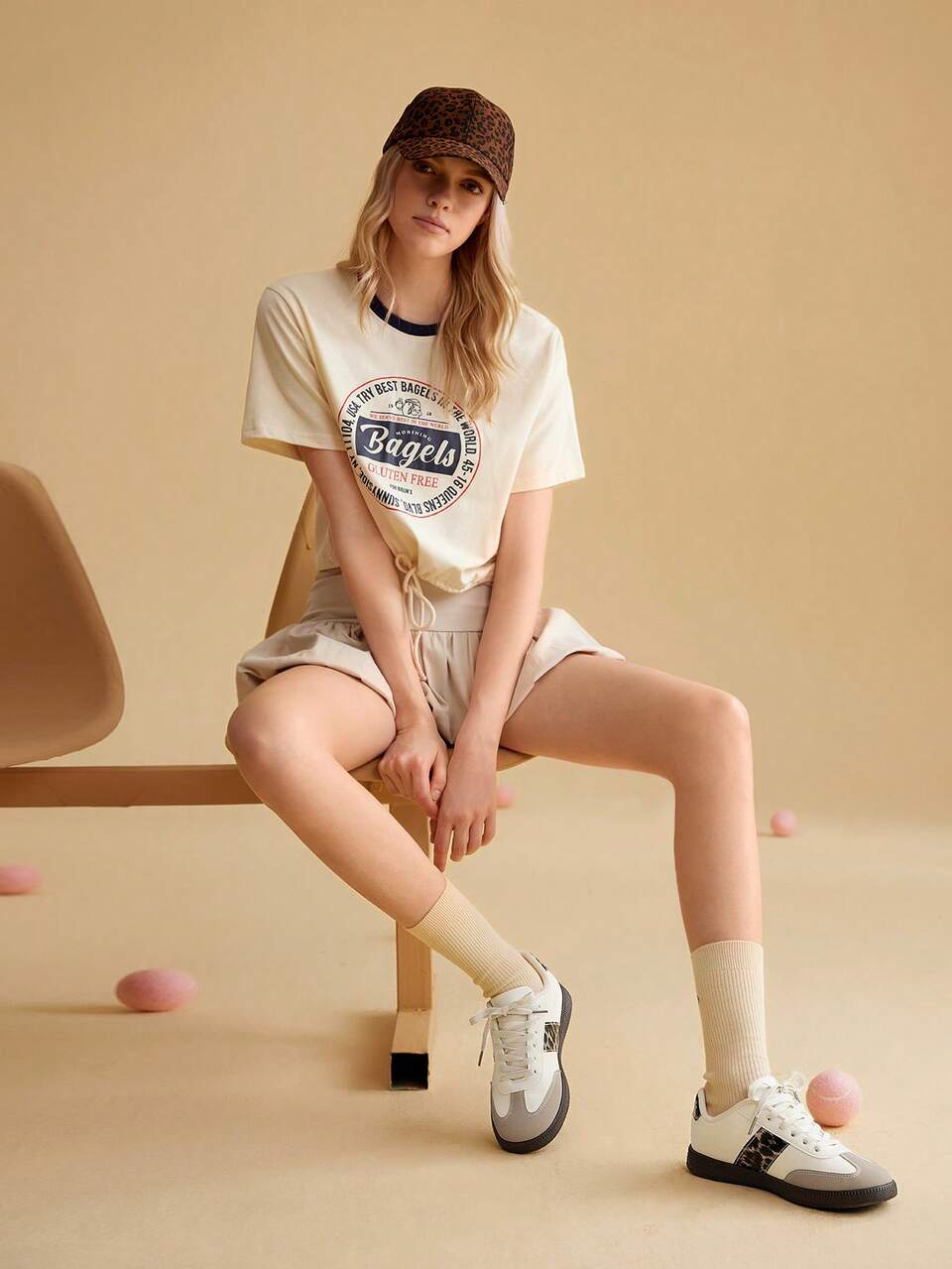 CUCCOO EASI 2026 New Spring Women's Retro Casual Sneakers, Versatile Flat White Shoes