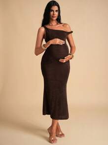 MaterniChic Robe moulante de maternité d'été à col asymétrique et ourlet en queue de poisson, couleur unie - Tabac - Voir 5