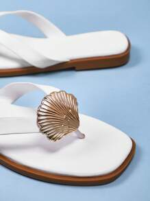Mini mi Kids' Square-Toe Shell Charms White Pu Seaside Thong Sandals| Ocean-Inspired Play-To-Pool Flip-Flops