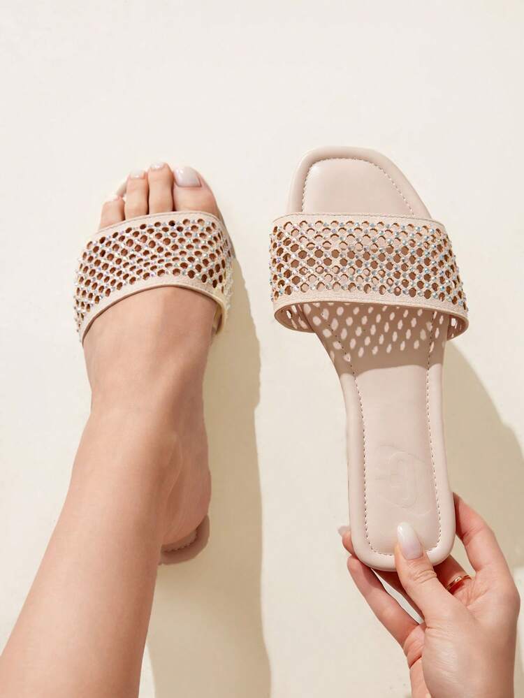 CUCCOO CHICEST Women's Fashion Rhinestone Hollow-Out Flat Sandals, Versatile