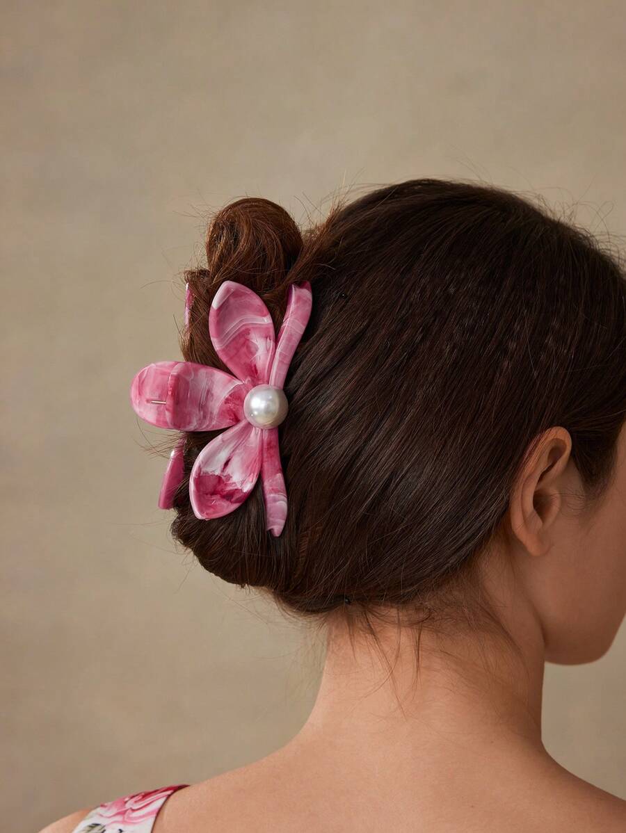 MOTF PREMIUM 仿珍珠细节花朵形状发爪 发夹 发夹 发颚夹 发夹 发夹 接发夹 - 玫紅色 - 查看 1