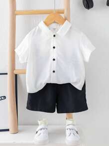 SHEIN 2 Stück/Set Baby Jungen Sommer süßes Straßenmotiv mit Buchstaben, weißes Kurzarmhemd & elastische Taille schwarze Shorts Set
