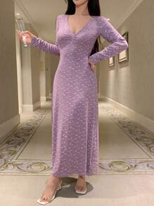 DAZY Ditsy Floral Fitted V-Neck Pleated Long Nightgown ,Vacation