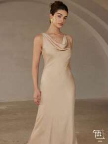 Aveloria Rosie Romantic Italian Style Scoop Neck Sleeveless Cinched Waist Bodycon Dress For Women