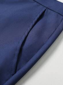 Manfinity Mode 大码男士时尚纯色西装套装，适合夏季