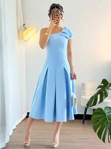 SHEIN Unity Vestido largo de línea A con hombro asimétrico y cintura - Azul - Ver 4