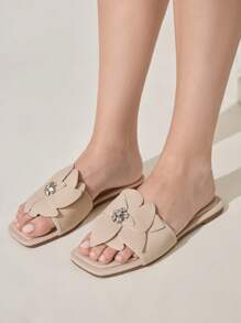 CUCCOO CHICEST Women's Comfortable Minimalist Square Toe Flat Sandals - Apricot - View 9