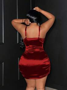 Maweii 大码女装春夏新年红色蕾丝性感镂空系带前卫法式休闲年轻时尚弹力针织百搭舒适打底连衣裙，性感社交假日装扮，红色连体衣，正式红色连衣裙，年轻优雅性感拼接性感女式上衣，性感假日装扮，社交红色上衣，红色连体裤，红色连体衣，修身透视露肩纯色打底衫 - 紅色 - 查看 2