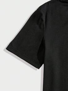 Manfinity Homme 男士夏季休闲圆领短袖字母印花T恤和紫色抽绳腰短裤套装