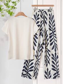 EMERY ROSE Conjunto de dos piezas para mujer de blusa de manga corta de cuello redondo en unicolor y pantalones de pierna ancha con estampado floral para el verano