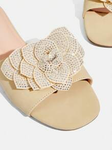 CUCCOO TILAWA Apricot Color Crystal Embellished Flat Sandals, Suitable For Commuting, Dating, Party, Shopping, Vacation And Other Occasions - Apricot - View 7