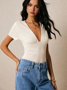 Poéselle Camiseta de manga corta de verano, elegante y entallada, con cuello en V profundo de unicolor para mujer
