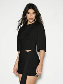 KIZN 迷你连衣裙，不对称裹身下摆，腰部镂空设计，适合派对、晚宴、婚礼宾客，秋冬季穿着 - 黑色 - 查看 1