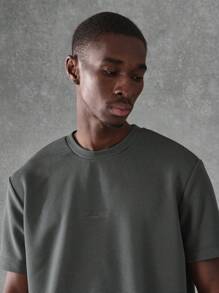 SUMWON 优质纹理平纹针织套装两件套家居服运动休闲超大短袖 T 恤搭配短裤夏季春季街头运动套装健身休闲