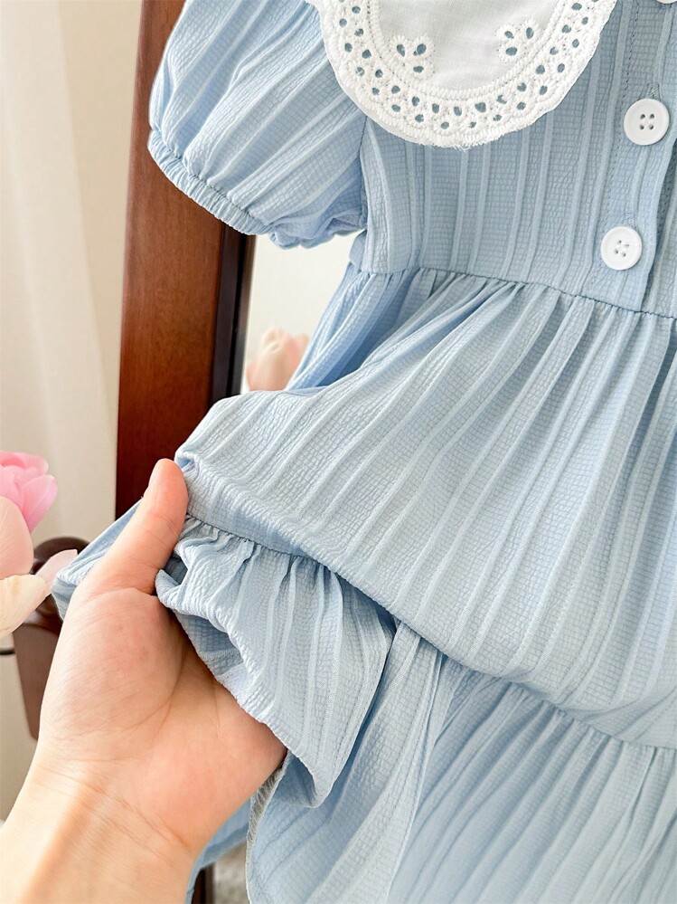 SHEIN LMoss Kids Babygirl 甜美夏季蓝色条纹宽松彼得潘领短袖连衣裙 - 藍色 - 查看 6