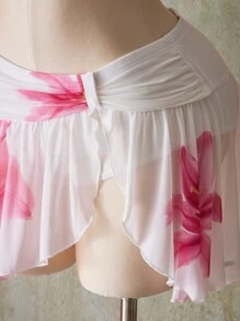 SHEIN ICON 加大码女式 Y2k 外出度假花卉印花露背短款上衣和低腰花卉印花迷你裙套装，夏威夷伊比沙岛风情装