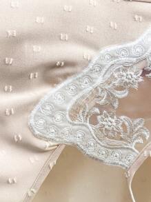 SHEIN 刺绣网眼镂空V领女式睡衣套装 - 杏色 - 查看 7