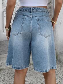 DAZY Women's Casual Everyday Zip-Up Loose Fit 3/4 Length Denim Shorts - Light Wash - View 3