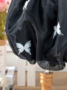 SHEIN Cute Young Girl Summer Casual Sleeveless White Organza Dress With 3D Butterfly Decoration, Simple Yet Elegant, Suitable For Everyday And Special Occasions