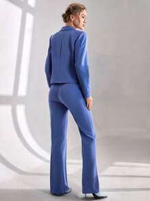 CLARA VERO Conjunto de traje de dos piezas profesional, que presenta una blazer de un solo botón y pantalones rectos a juego, detalles en la solapa, blazer entallada con bolsillos de cartera delanteros, mangas largas con diseño de puño limpio, pantalones de longitud completa a juego, silueta profesional con ajuste contemporáneo, tela de alta calidad con acabado suave, perfecto para entornos empresariales o formales