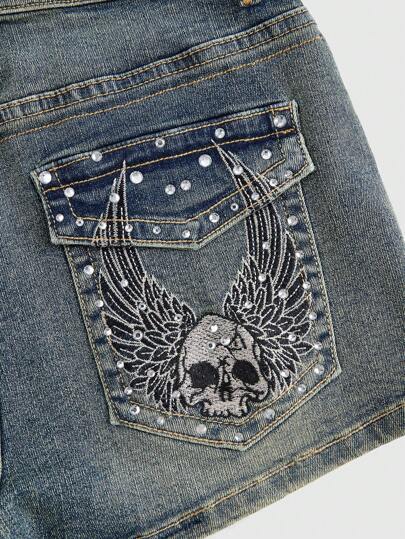 Grunge Punk Pantalones cortos vaqueros de talla grande para mujer con decoración de alas de esqueleto, bordado y cristales, estilo punk