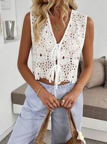 Breezaya 女士蕾丝镂空刺绣无袖优雅迷人背心 - 白色 - 查看 5