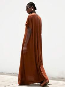 Aveloria Modichic Plus Size Loose V-Neck Batwing Sleeve Solid Casual Beach Dress, Romantic European & American Holiday Style, Spring/Summer - Brown - View 2