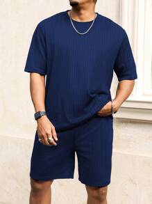 Manfinity Homme 2pcs/Set Plus Size Men Summer Solid Color Round Neck Short Sleeve T-Shirt And Shorts Casual Outfit