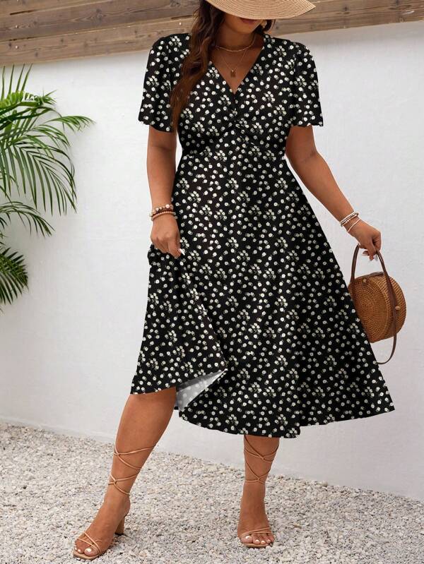 SHEIN Frenchy Plus Size Summer Daisy Floral Print Casual Loose Dress, Suitable For Music Festival & Vacation,Sundress,Summer Dresses For Women Fall Clothes Chic Dress