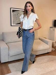 Chiquease 女士优雅 V 领衬衫，精致纽扣细节和荷叶边袖子，杏色，适合春夏季 - 杏色 - 查看 2