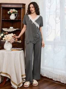 Côtesoire Romantic Soft Bowknot Asymmetric Lace Trim V-Neck Milk Silk Ladies Sleepwear Short Sleeve Pants Set - Dark Grey - View 2