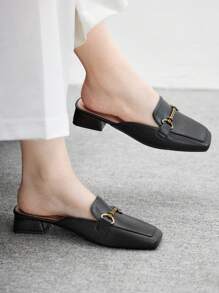 CUCCOO BIZCHIC 女士低跟方头时尚黑色金属扣套脚穆勒鞋，舒适百搭，适合日常穿着、通勤和约会。 - 黑色 - 查看 5