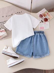 SHEIN Genkimix Kids 2pcs/Set Girls Young Girl Casual Cute Solid Color Top & Denim Pocket Shorts Set, Summer