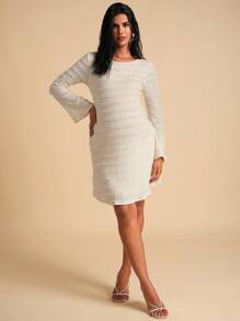 MaterniChic 孕妇纯色圆领修身优雅长袖连衣裙 - 白色 - 查看 8