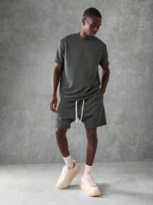 SUMWON 优质纹理平纹针织套装两件套家居服运动休闲超大短袖 T 恤搭配短裤夏季春季街头运动套装健身休闲