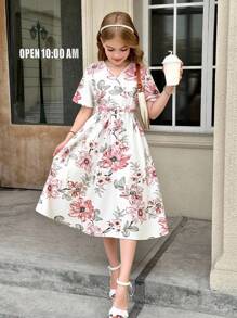 SHEIN 少女编织花朵印花交叉领荷叶边收腰蝴蝶结短袖连衣裙，休闲度假，旅行，情人节少女，花童连衣裙，母女装 - 白色 - 查看 7