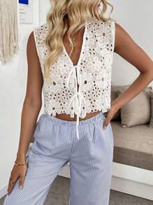 Breezaya 女士蕾丝镂空刺绣无袖优雅迷人背心 - 白色 - 查看 4