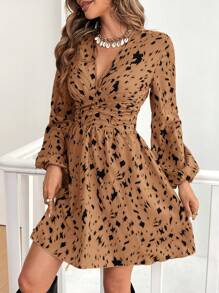 SHEIN Frenchy Đầm midi tay loe cổ chữ V in họa tiết tương phản toàn bộ eo thắt eo - Cà phê - Xem 6