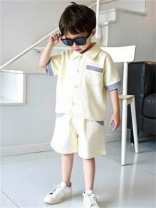 SHEIN Streecool Kids 2件套幼儿男童纹理面料撞色开衫衬衫和短裤套装 - 彩色 - 查看 11