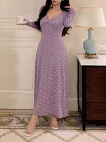 DAZY Ditsy Floral Fitted V-Neck Pleated Long Nightgown ,Vacation