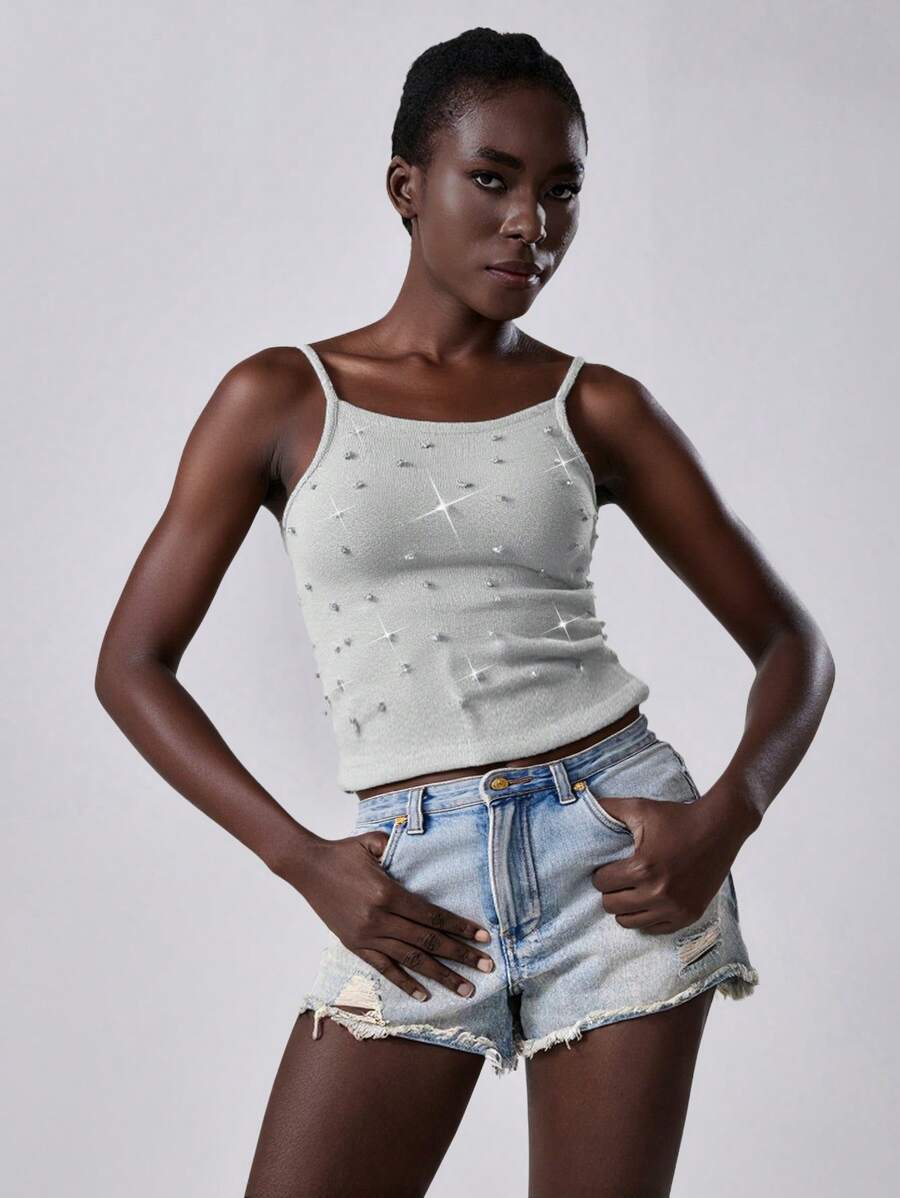 Lumivelle Fashion Rhinestone Decor V-Neck Sleeveless Knitted Top