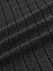 Manfinity VCAY 男士素色T恤和腰部抽繩短褲