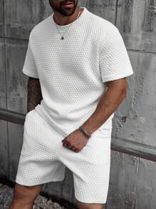 Manfinity Homme 大码男士纹理面料短袖T恤和短裤两件套休闲装